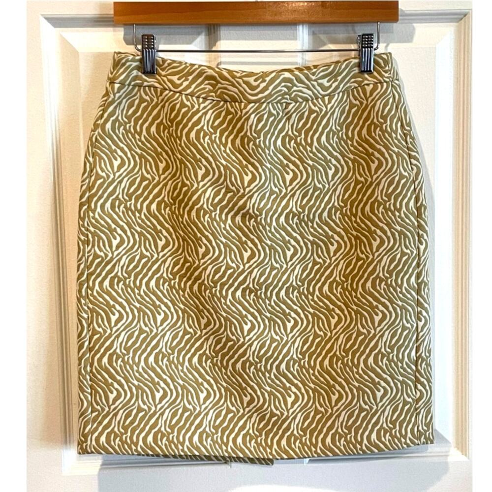 Banana Republic Zebra Print Jacquard Pencil Skirt Size 4